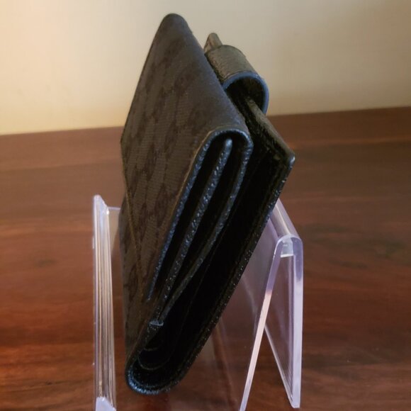 New Gucci Black Canvas Compact Wallet - Picture 4 of 15